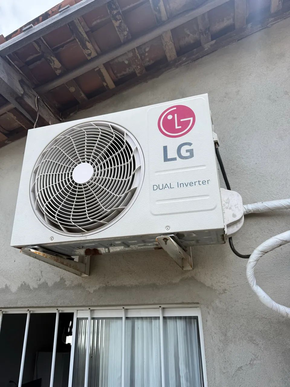 Ar-condicionado LG inverter 9000 btus - Foto 2