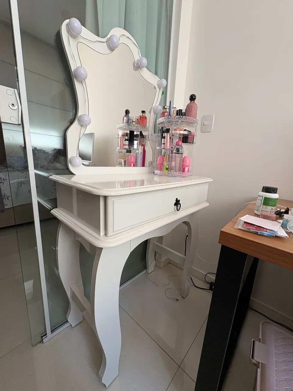 Vendo penteadeira camarim com Led  - Foto 4