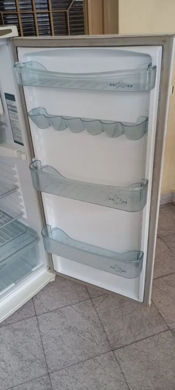 Geladeira Dako 280L Estado de nova  - Foto 2