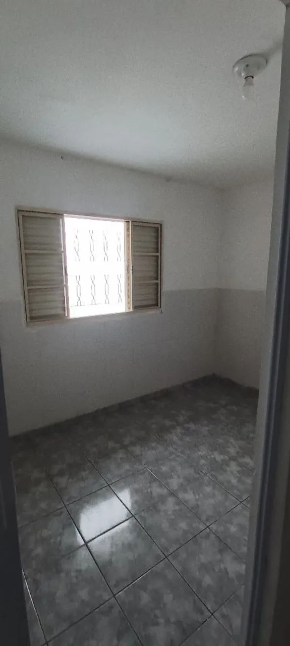 Casa com 2 quartos, sala, cozinha, banheiro e aérea de serviço  - Foto 2