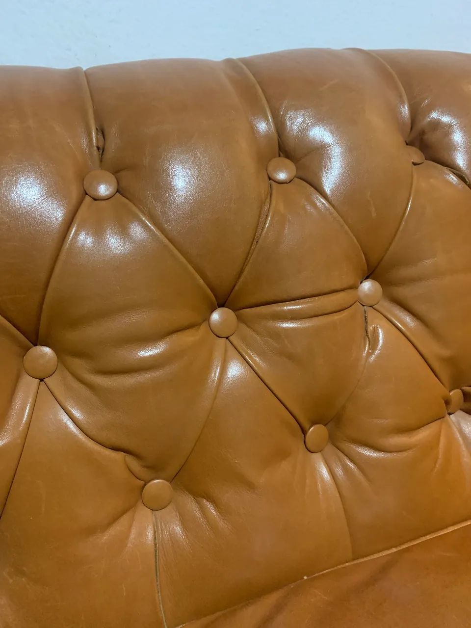 VENDE-SE SOFA DE COURO LEGITIMO - Foto 3