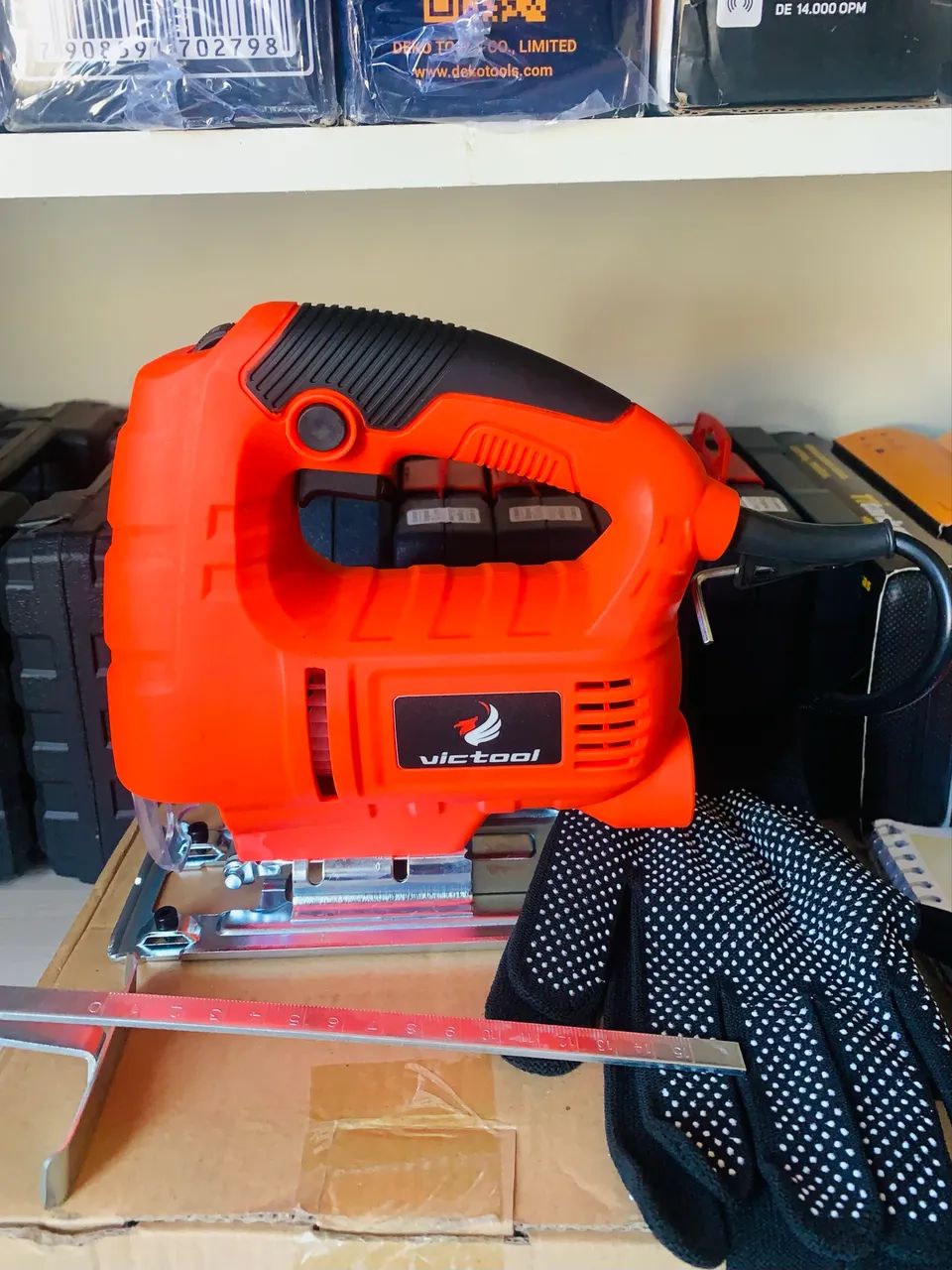 Serra tico tico VICTOOL 710W 110v - Foto 4