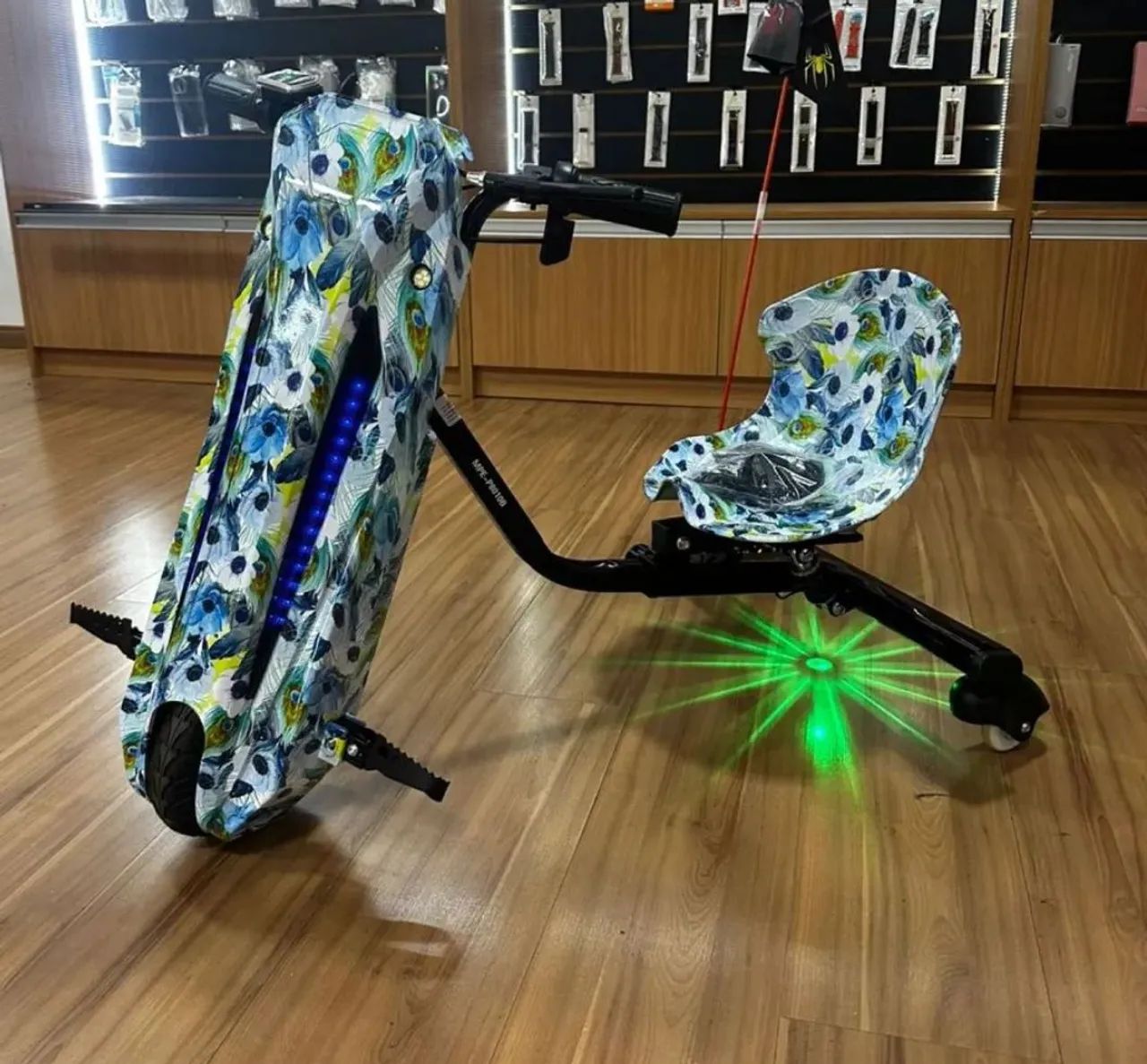 Patinete Triciclo Elétrico New Speed Drift Infantil  - Foto 6