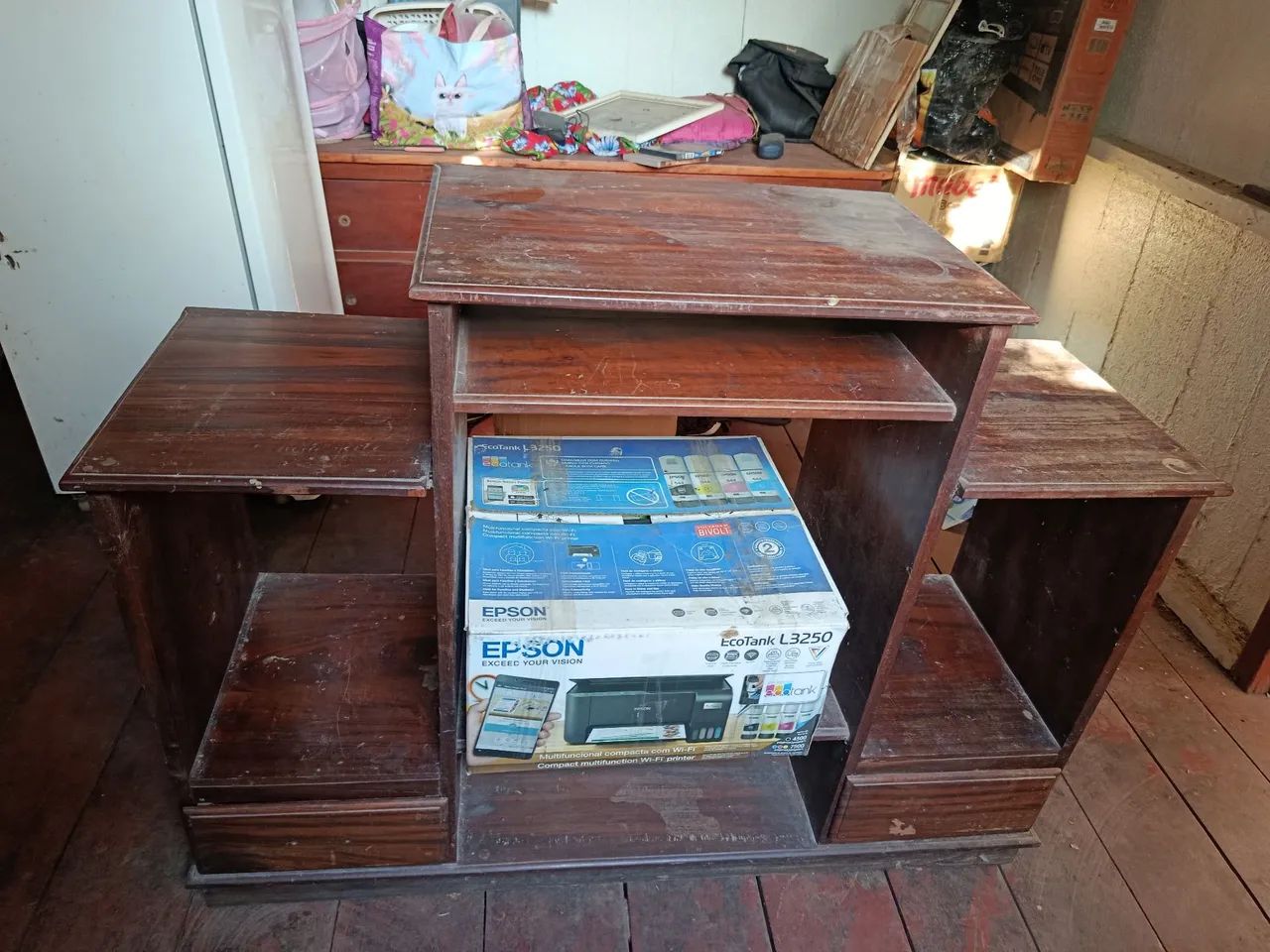 Vendo cômoda rack 