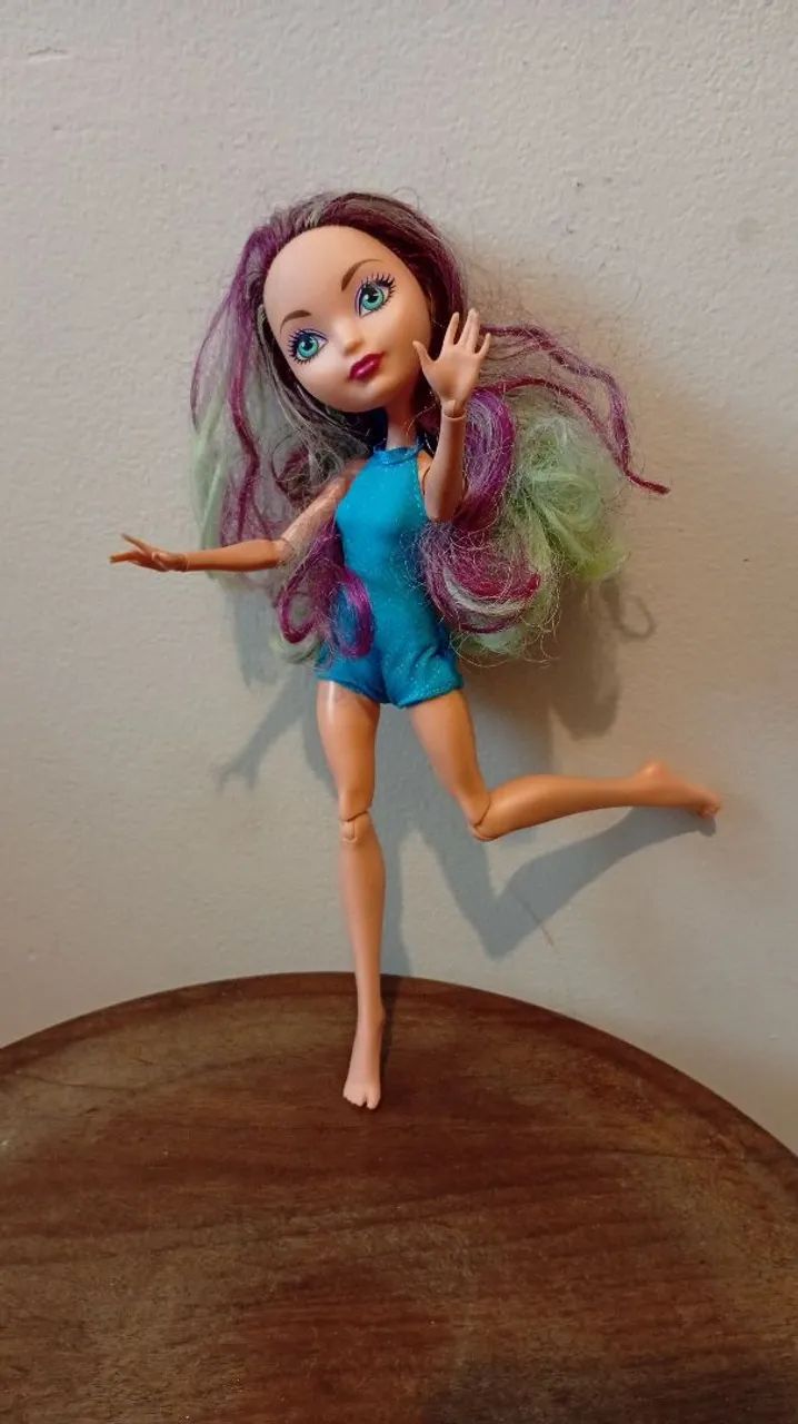 Boneca Madeleine After High 