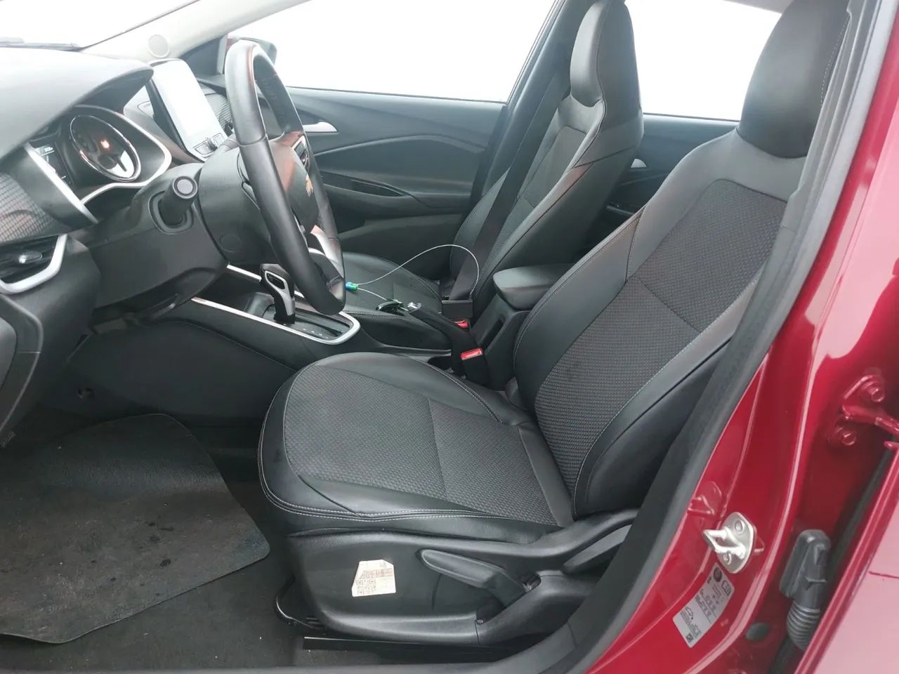 Chevrolet Onix Plus LTZ 1.0 12V TB Flex Aut. 4P, foto 16 de 18