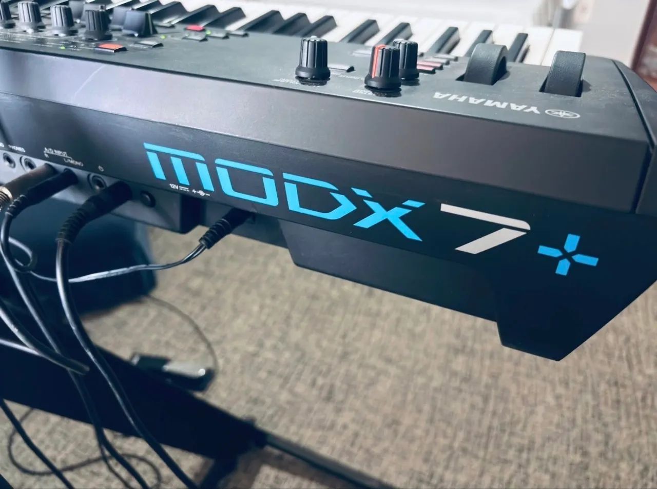 YAMAHA MODX7+  e Hard Case - Foto 4