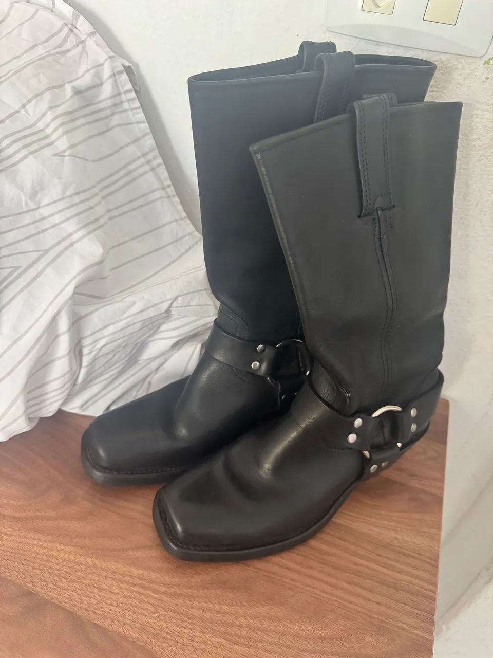 bota harness fyre
