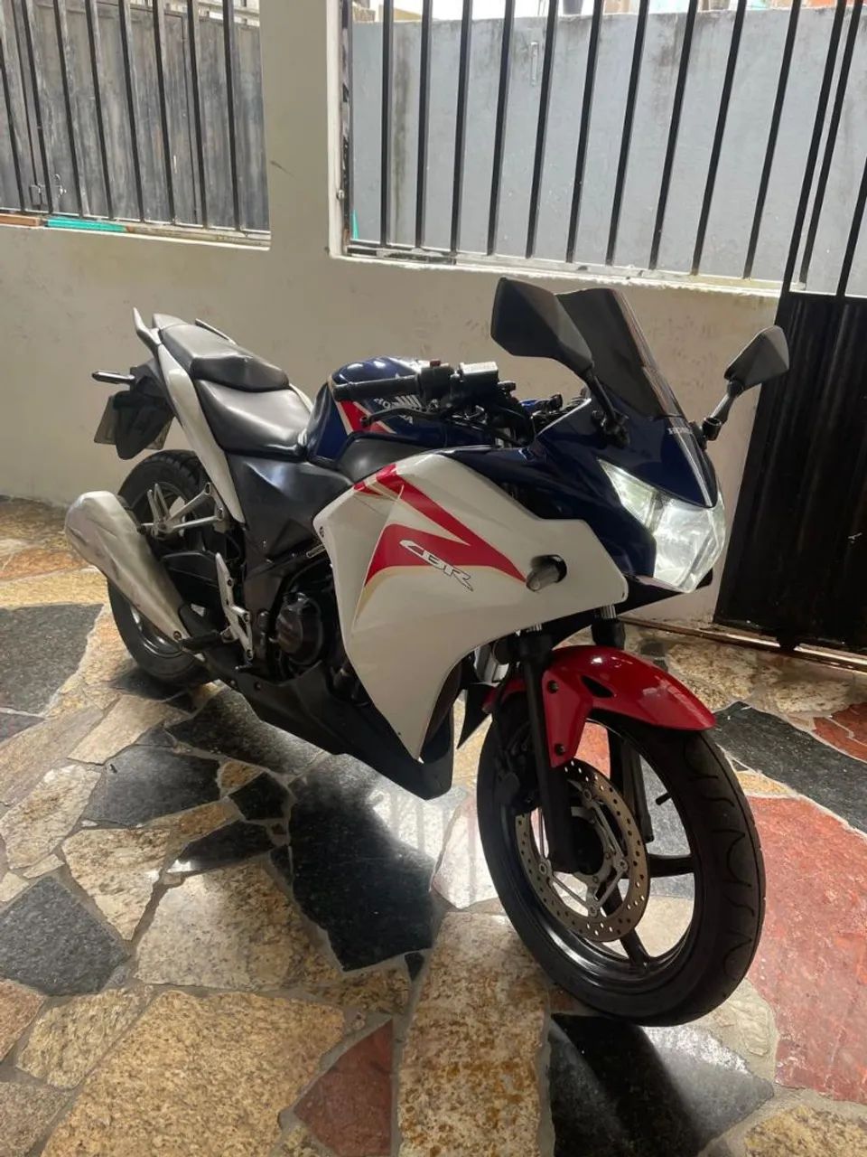 CBR 250 - Foto 5