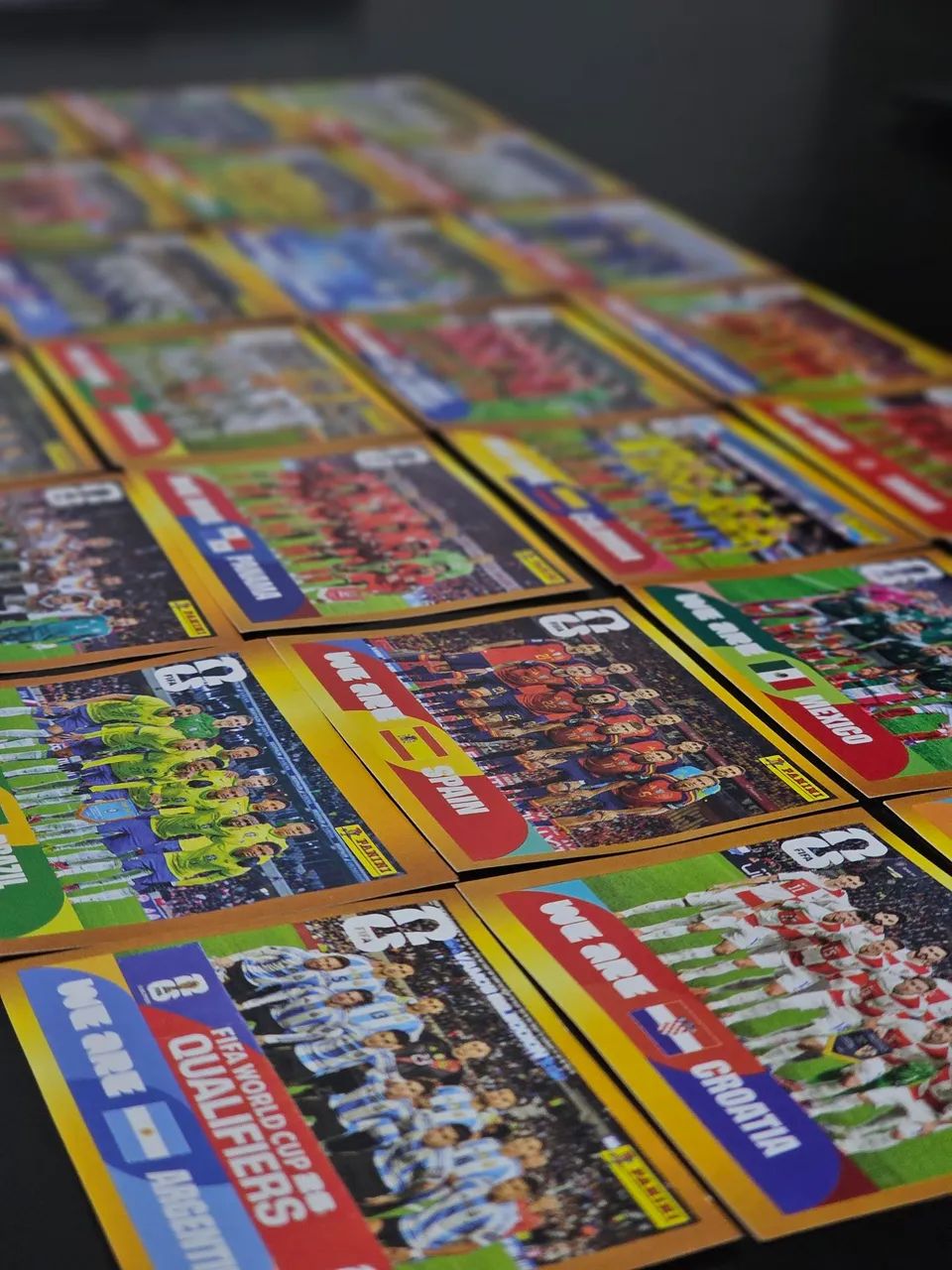 28 Figurinhas Douradas Álbum da Copa 2026 - Edição Limitada Original Panini