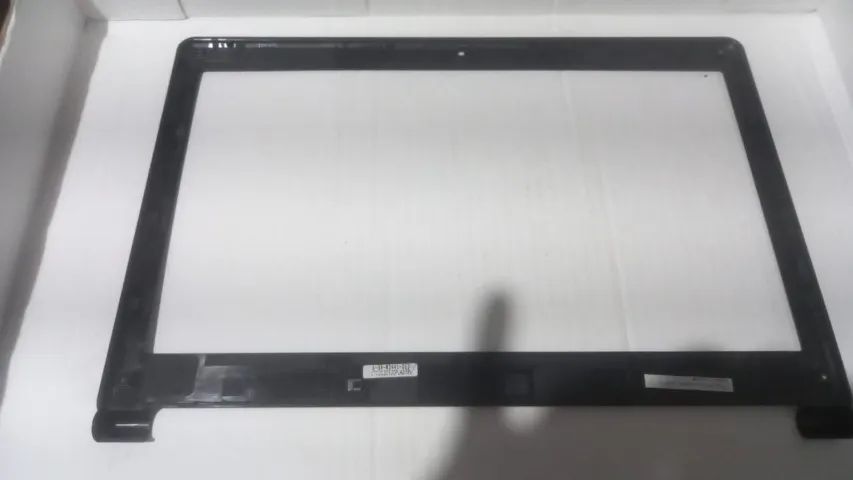 Moldura Notebook Itautec  A7520 - 1510 - Foto 4