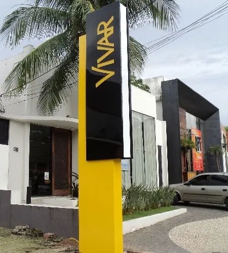 Totem em ACM personalizado - Foto 4