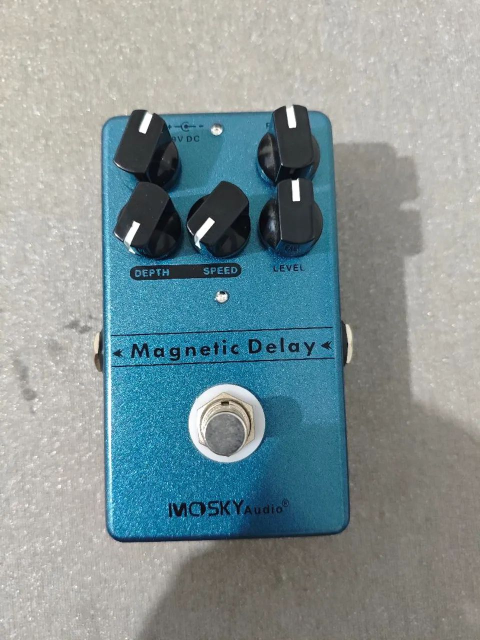 Pedal magnetic delay mosky