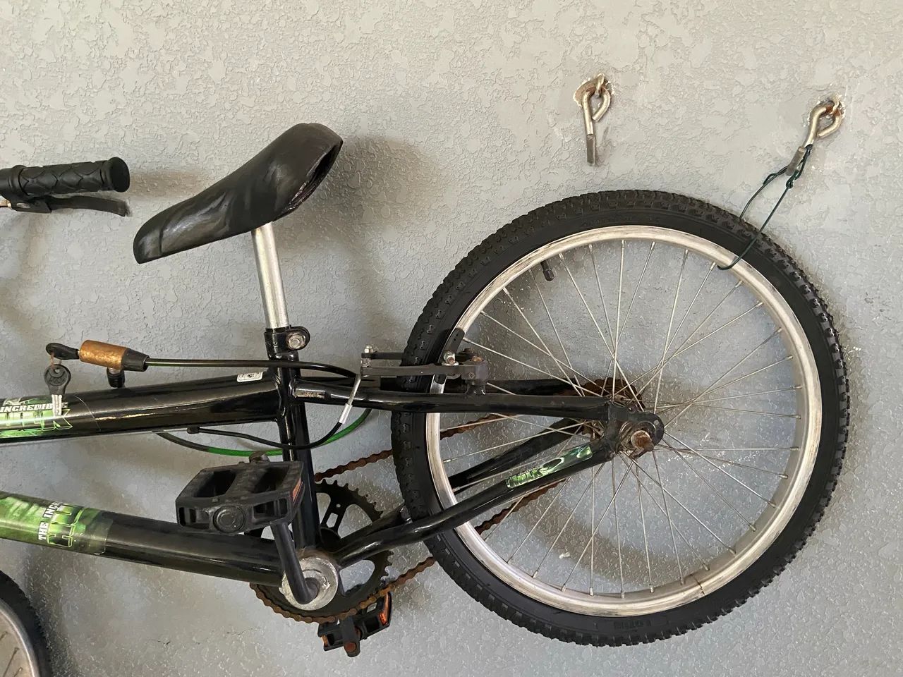 Bicicleta BMX Temática Incrível Hulk 