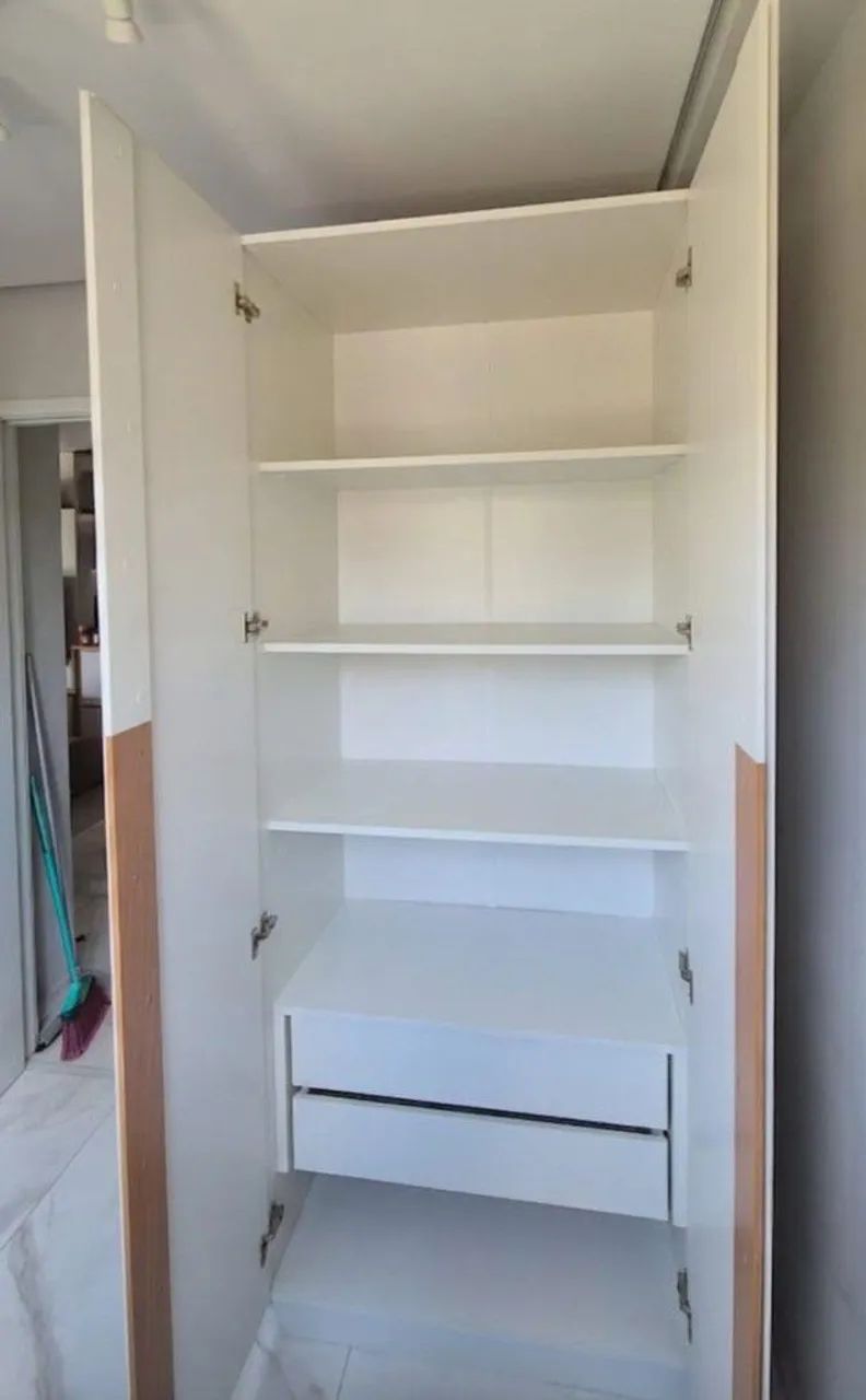 Excelente Guarda-Roupa 90 cm - Foto 2