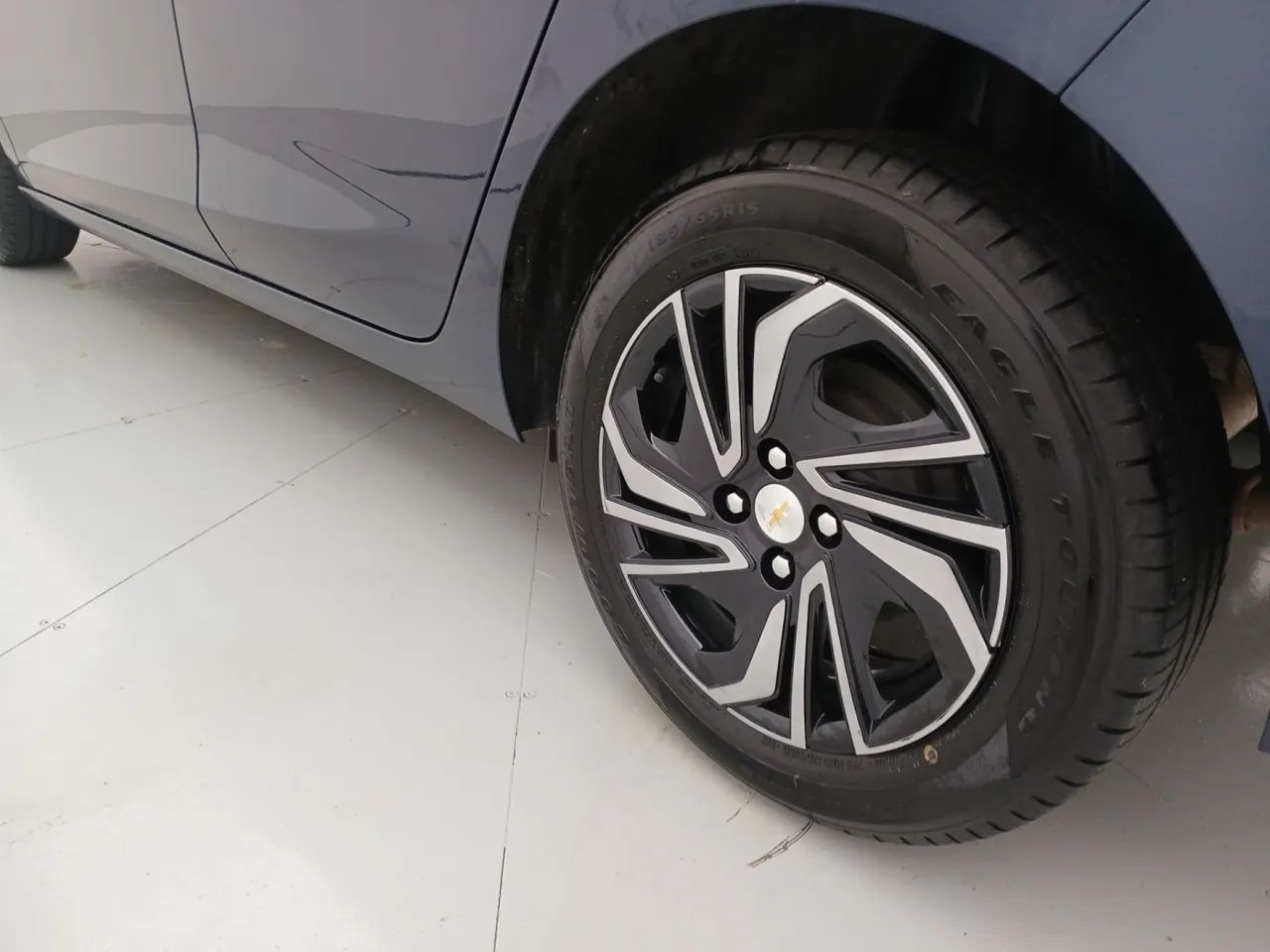 Chevrolet Onix Hatch 1.0 12V Flex Mec. 4P, foto 12 de 18