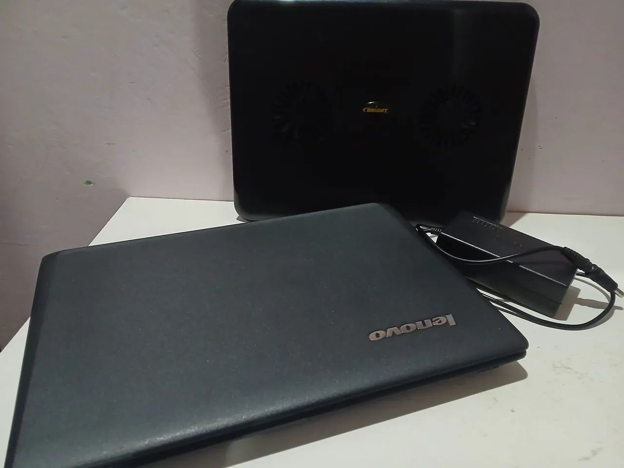 Notebook + plataforma de resfriamento 