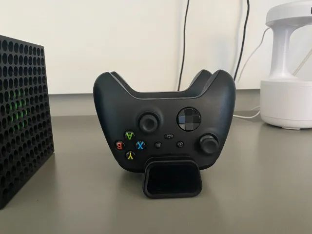 Xbox Series X + 2 Controles Novos + Carregadores | Completo | Ótimo Estado - Foto 5