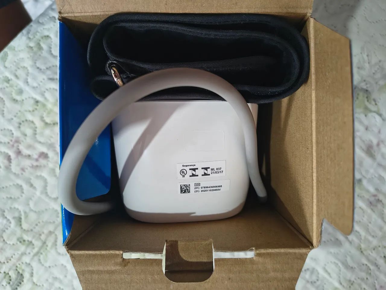 Aparelho de pressão HEM-7122 com selo do Inmetro. - Foto 2