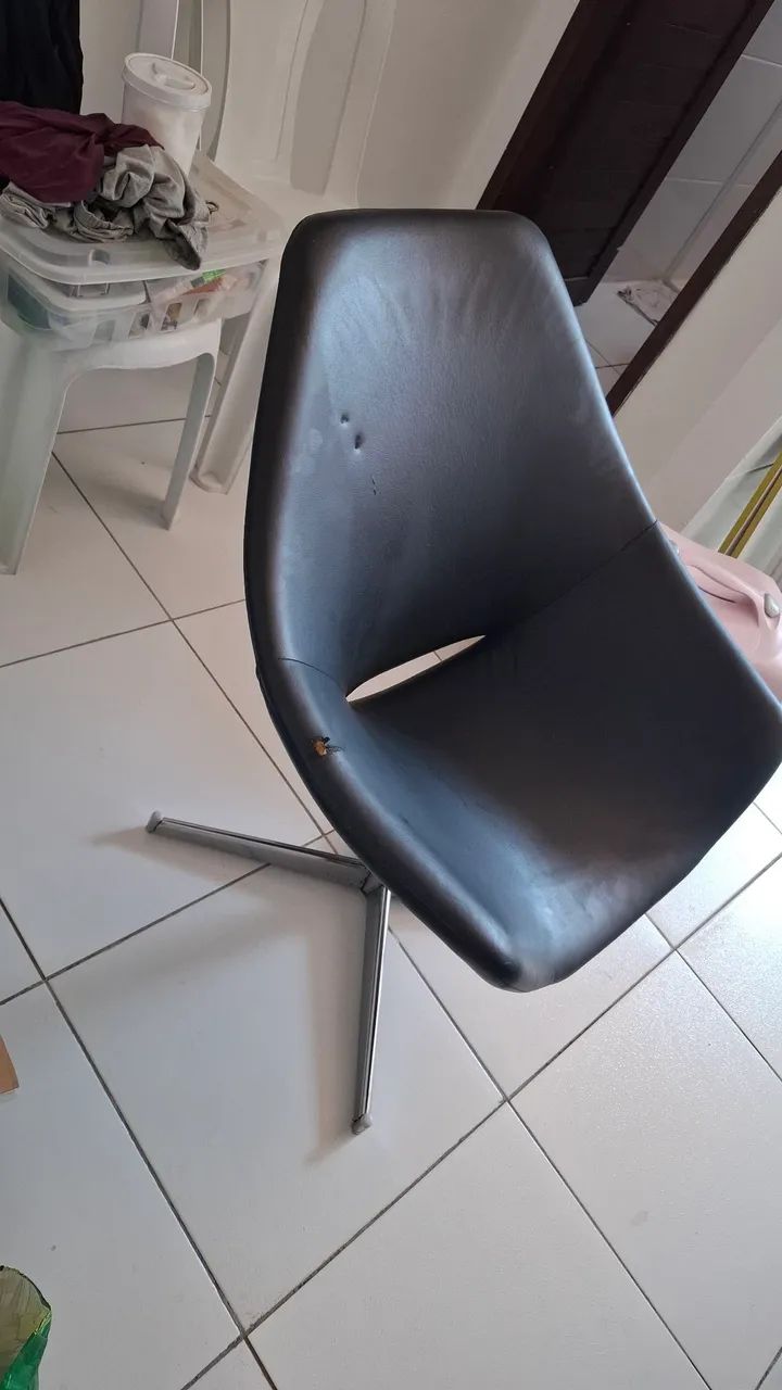 Poltrona giratória  - Foto 4