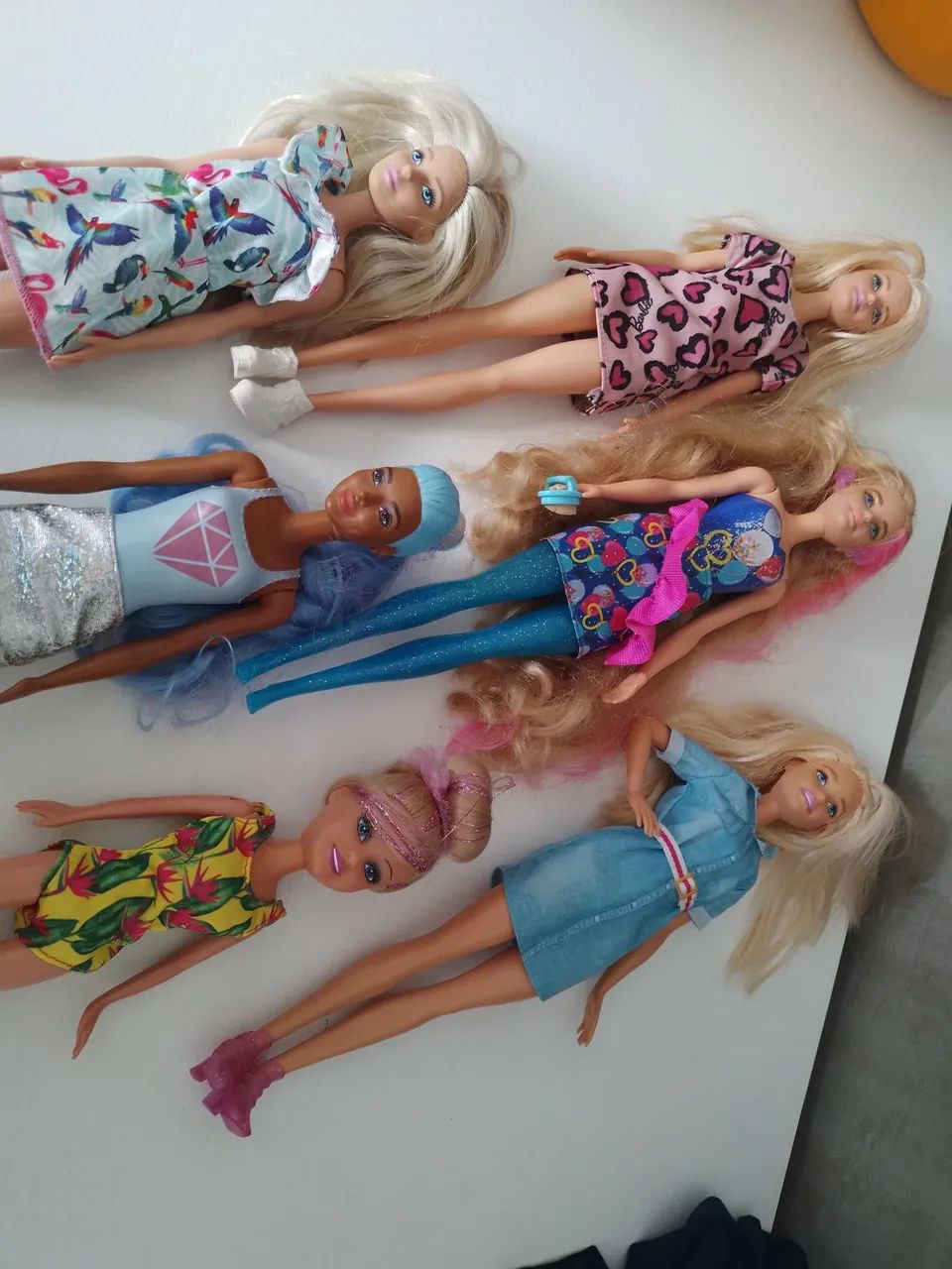 Barbie lote com 6 bonecas em excelente estado  - Foto 3