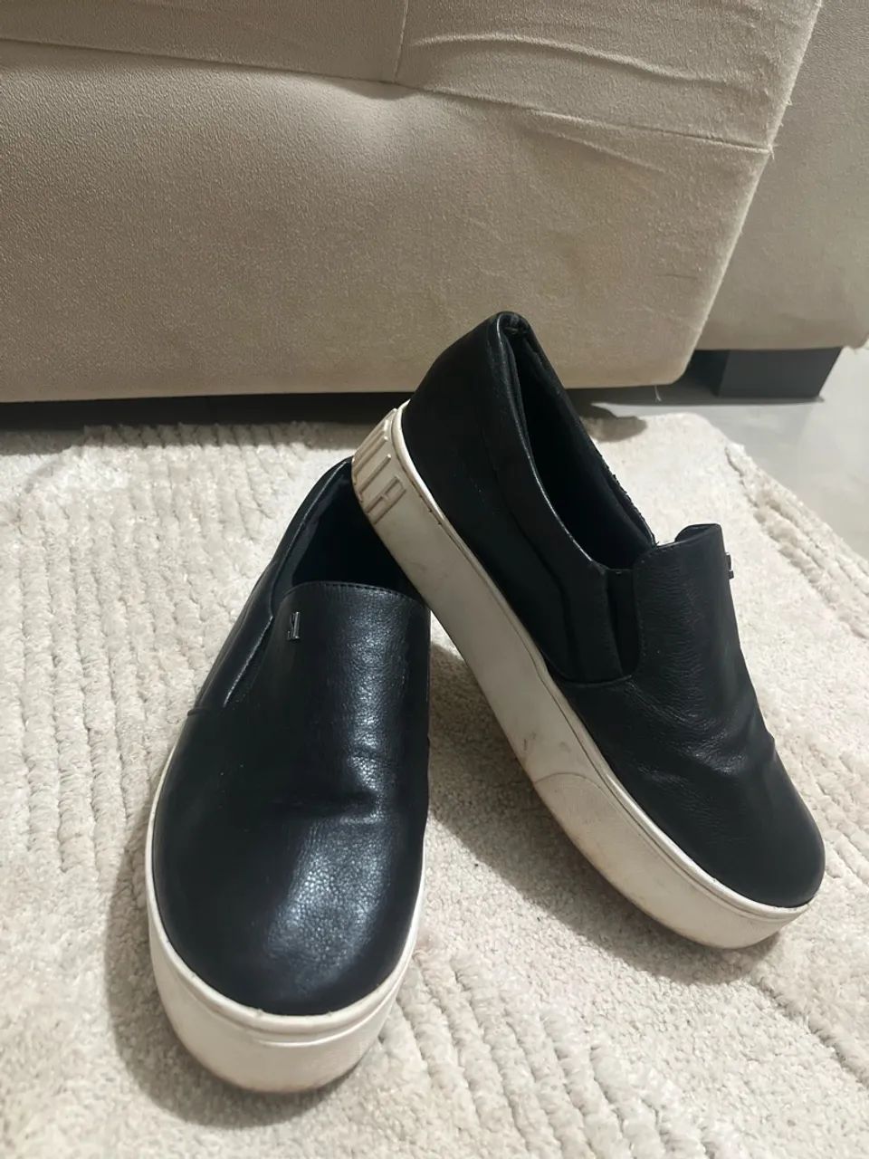 Slip on Santa Lolla preto couro plataforma n36 - Foto 3