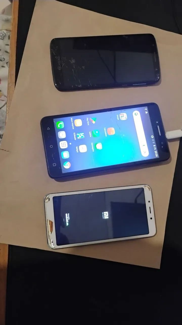 Lote de celulares com defeito 