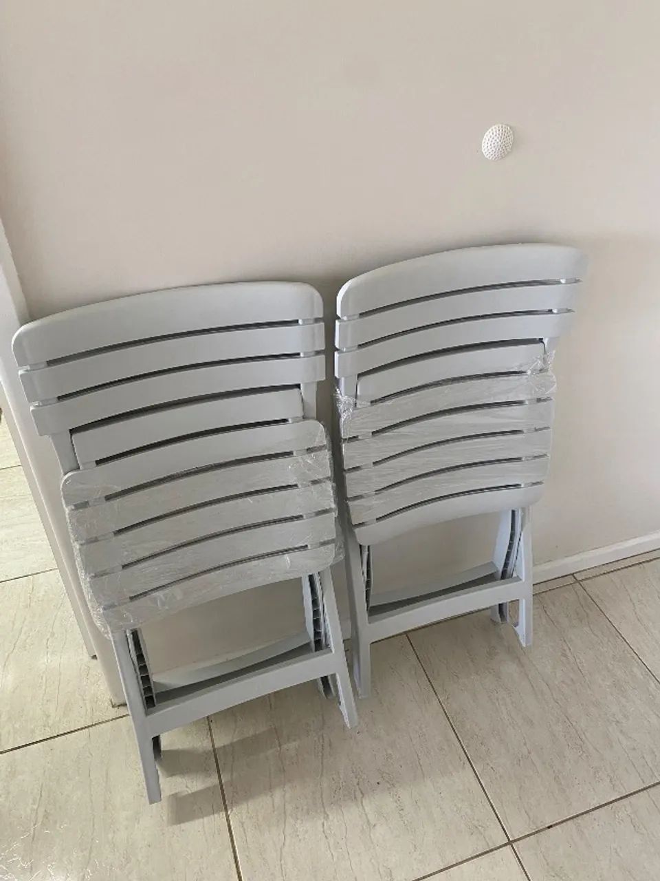 CADEIRAS E MESA DOBRÁVEIS  - Foto 2