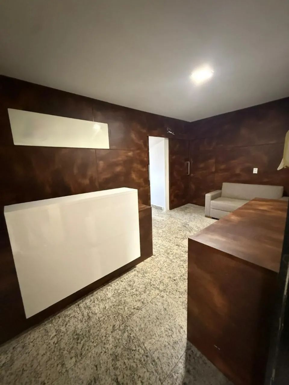 Alugo Escritório mobiliado, Rua 4A Centro Empresarial Vicente Pires - Foto 5