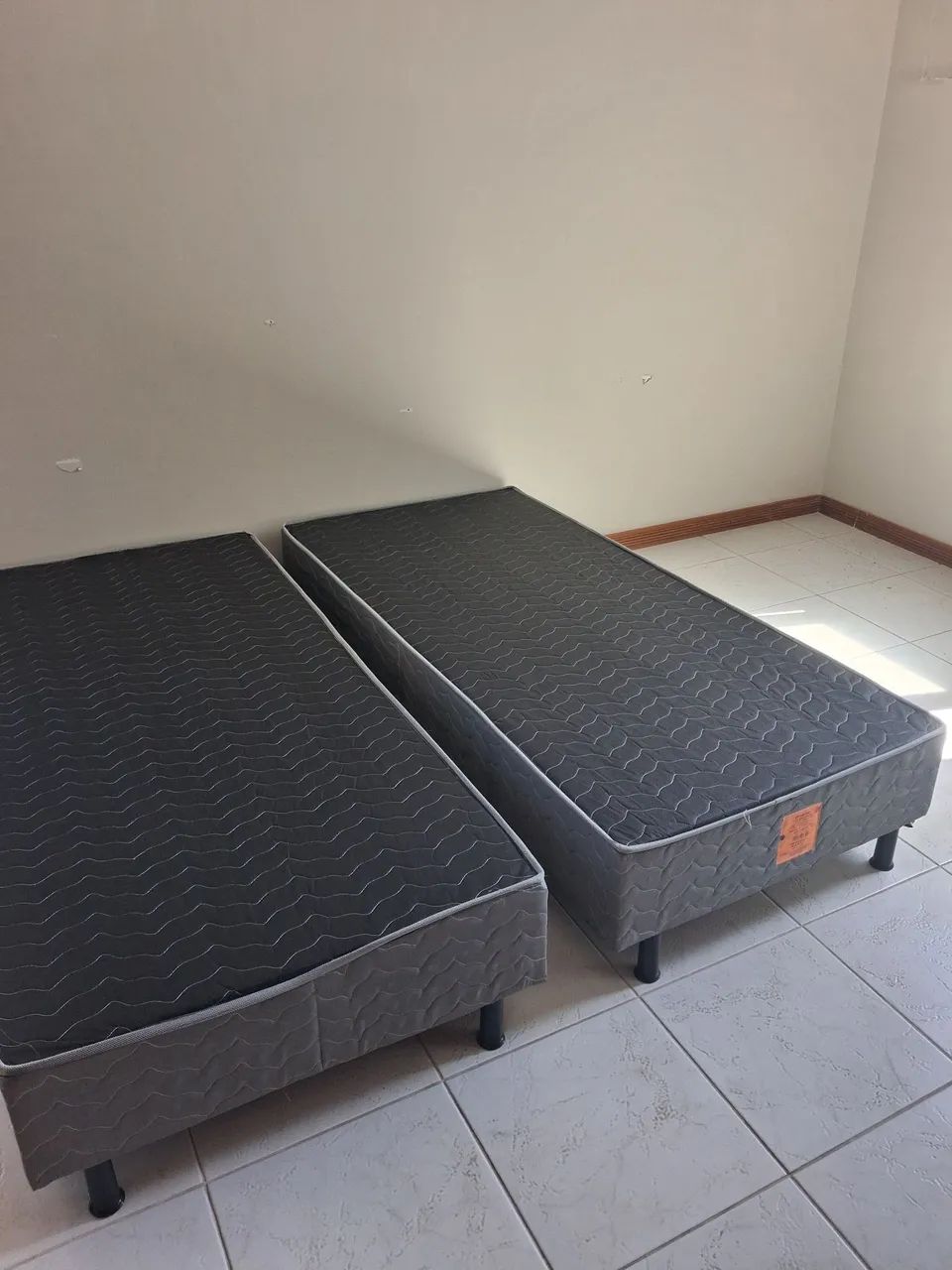Base cama de solteiro 