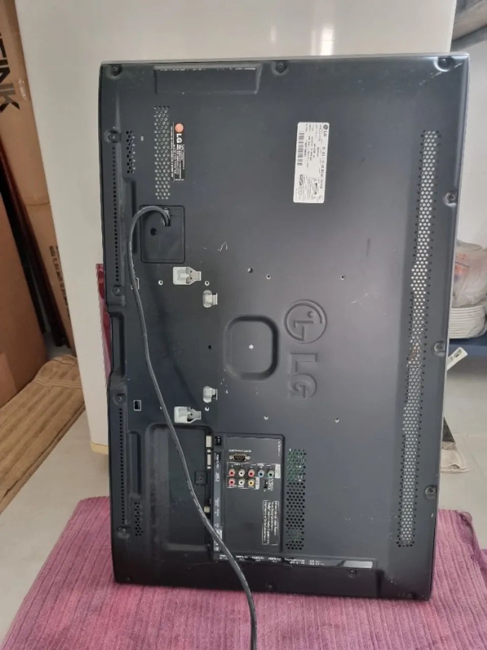 TV LG 32 polegadas Full HD COM DEFEITO Modelo 32LV5500 - Foto 3