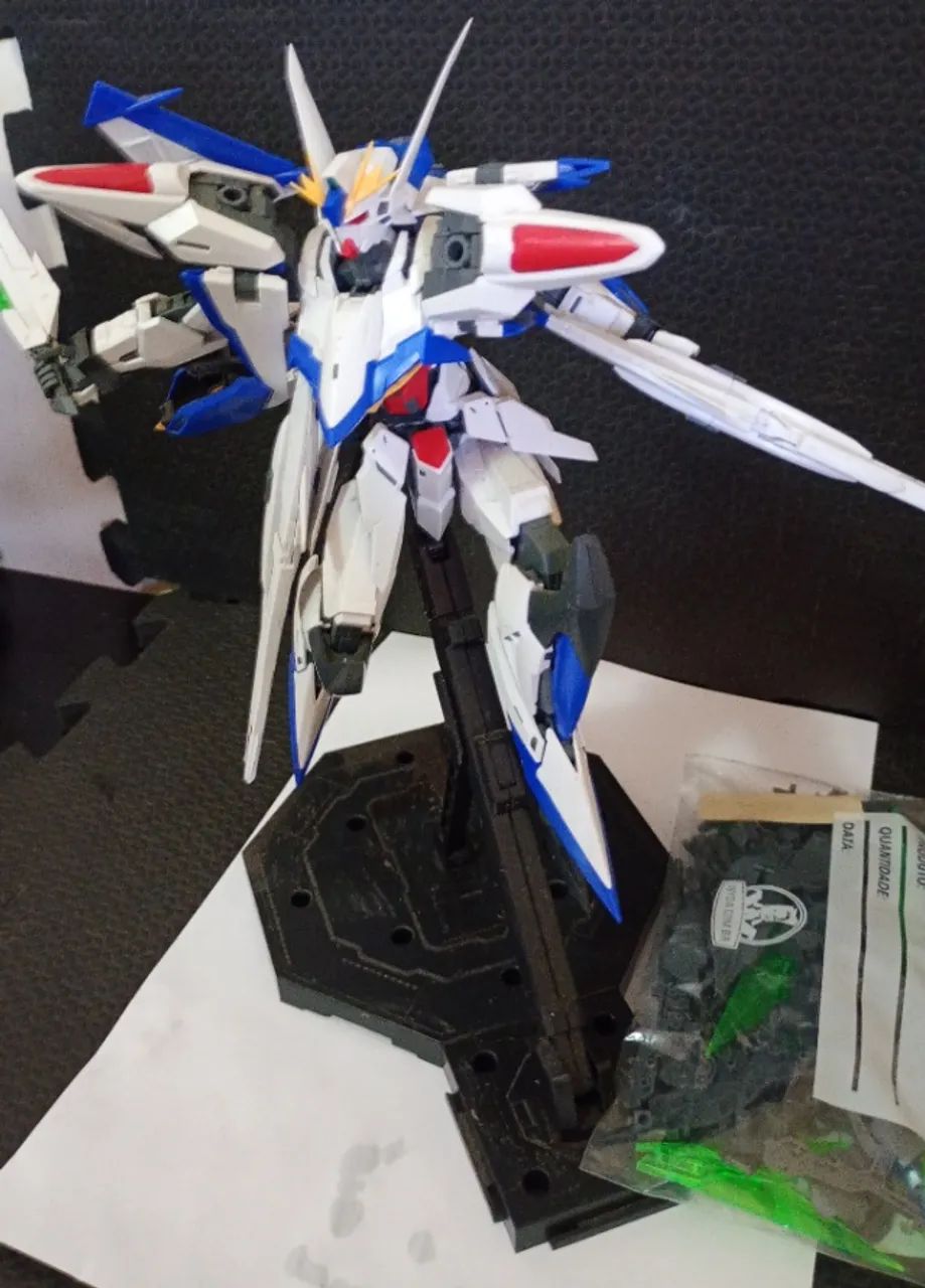 Gundam - MG Eclipse - Foto 4