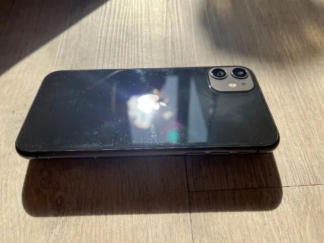 Apple iPhone 11 (128 Gb) - Preto Com Caixa Original Apple