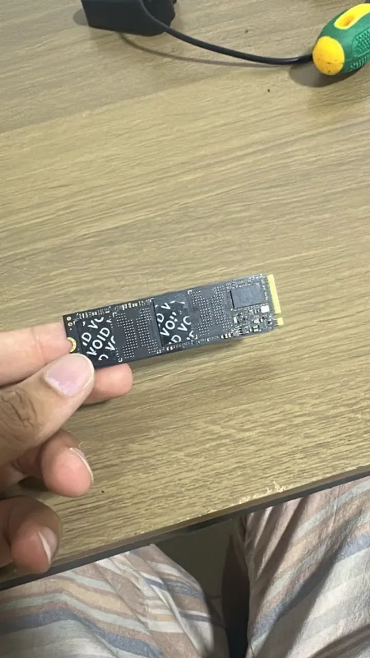 SSD 256 GB  HIKVISION