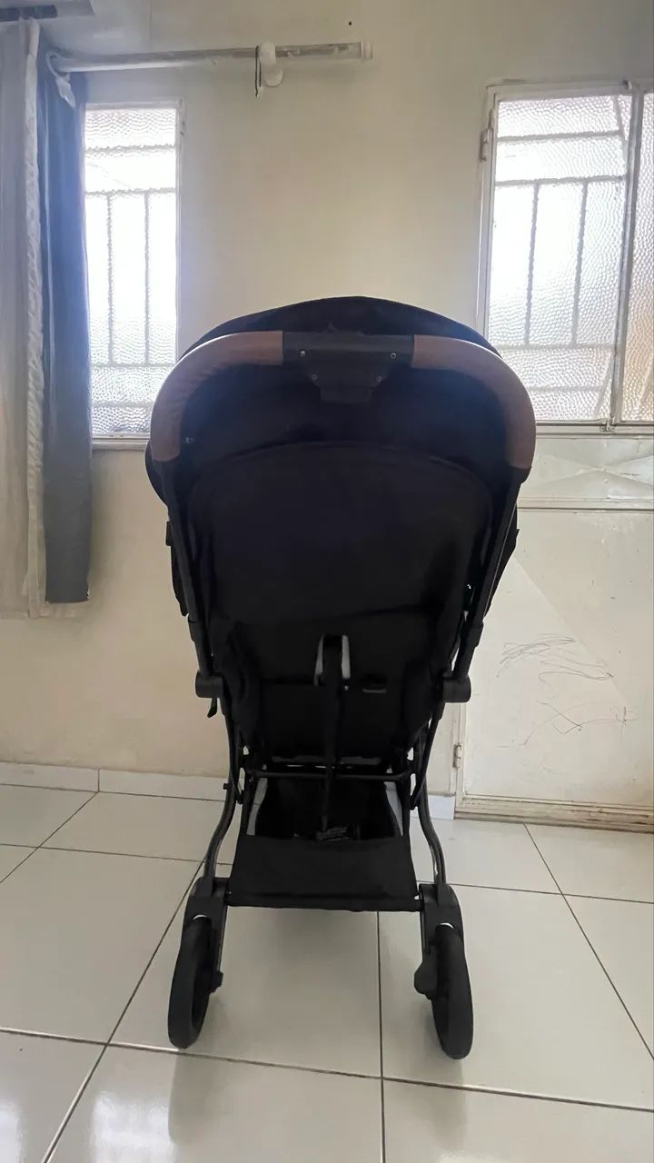 Vendo um Carrinho de bebê Maxi-Cosi - Foto 3