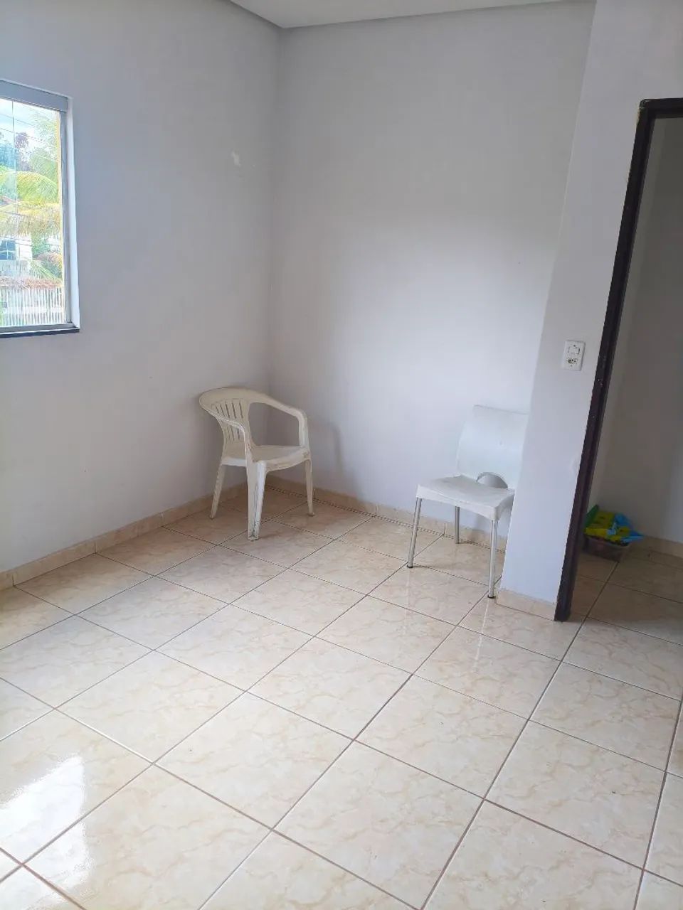 Alugo casa em sobrado - Foto 4