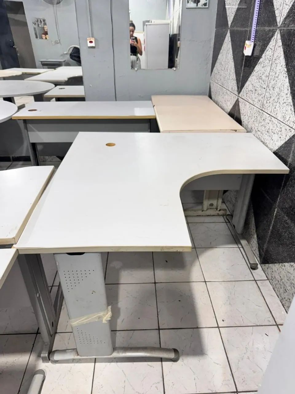 MESAS PARA ESCRITÓRIO 