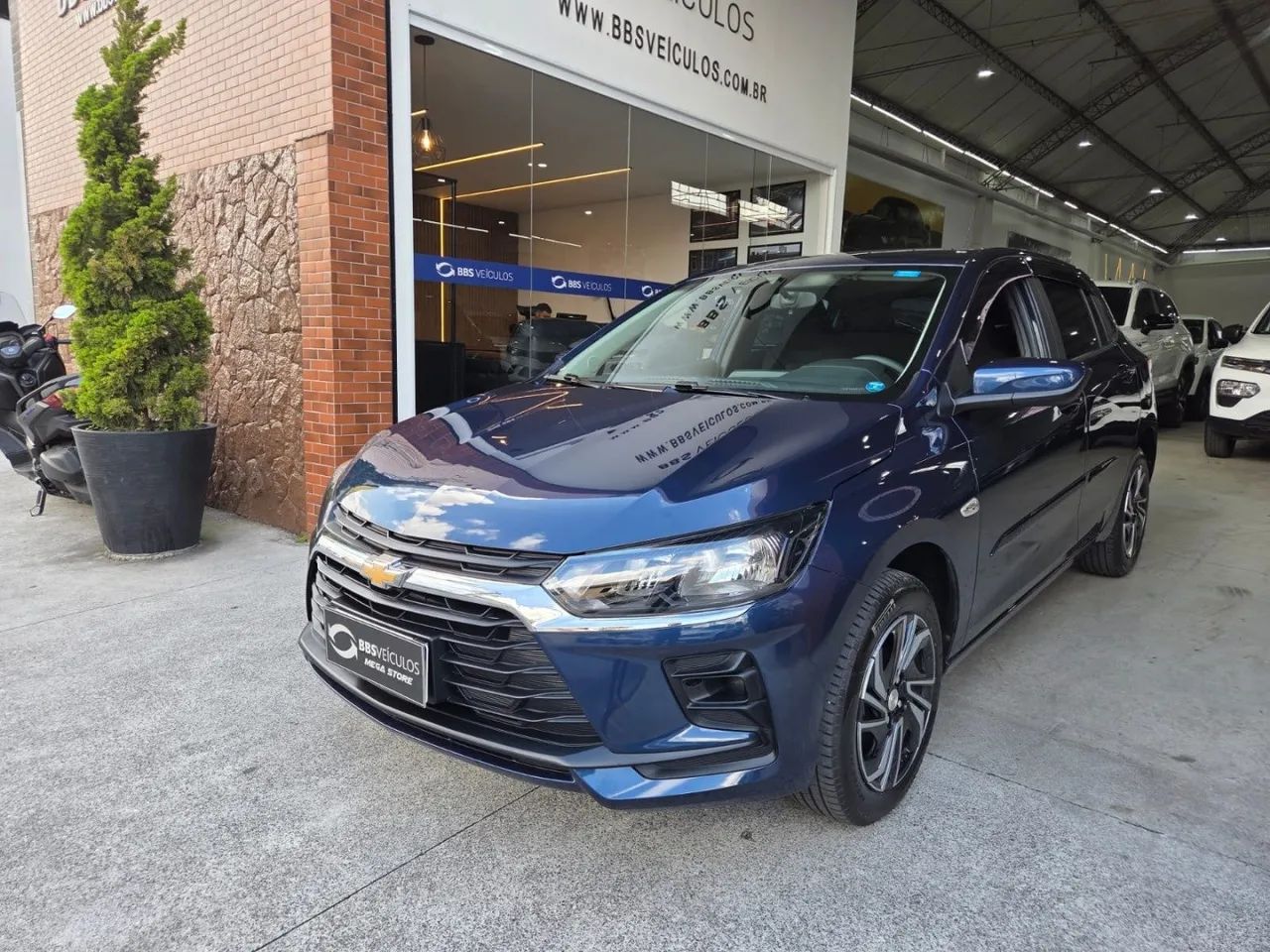 Chevrolet Onix Hatch 1.0 12V Flex Mec. 4P, foto 4 de 8
