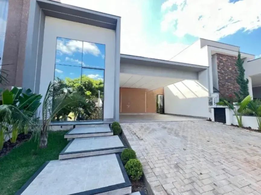 Casa de condomínio à venda em Paulínia - SP.