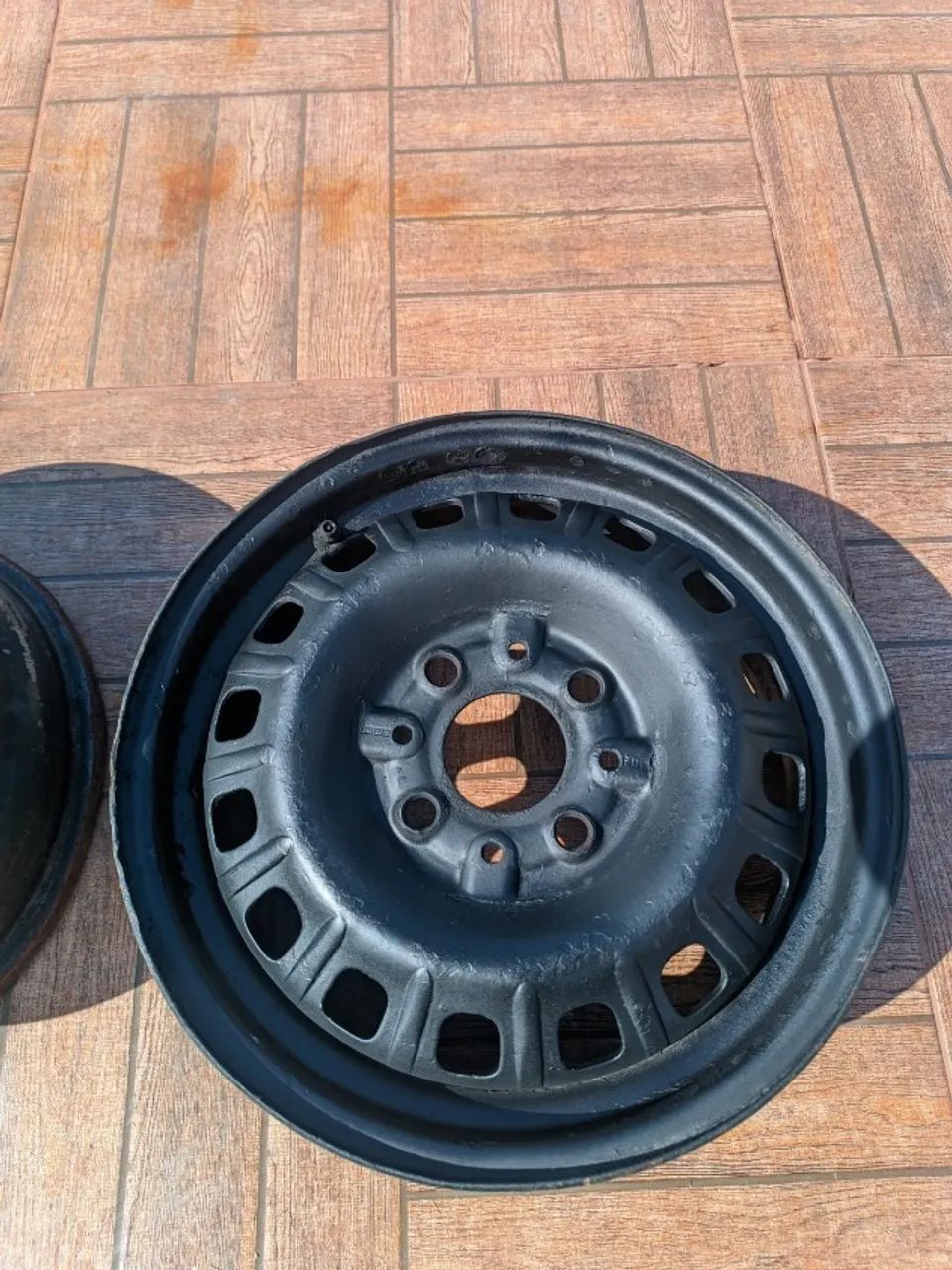 Aro 13 4 furos sem pneu (retirar em Sampaio Corrêa) - Foto 2
