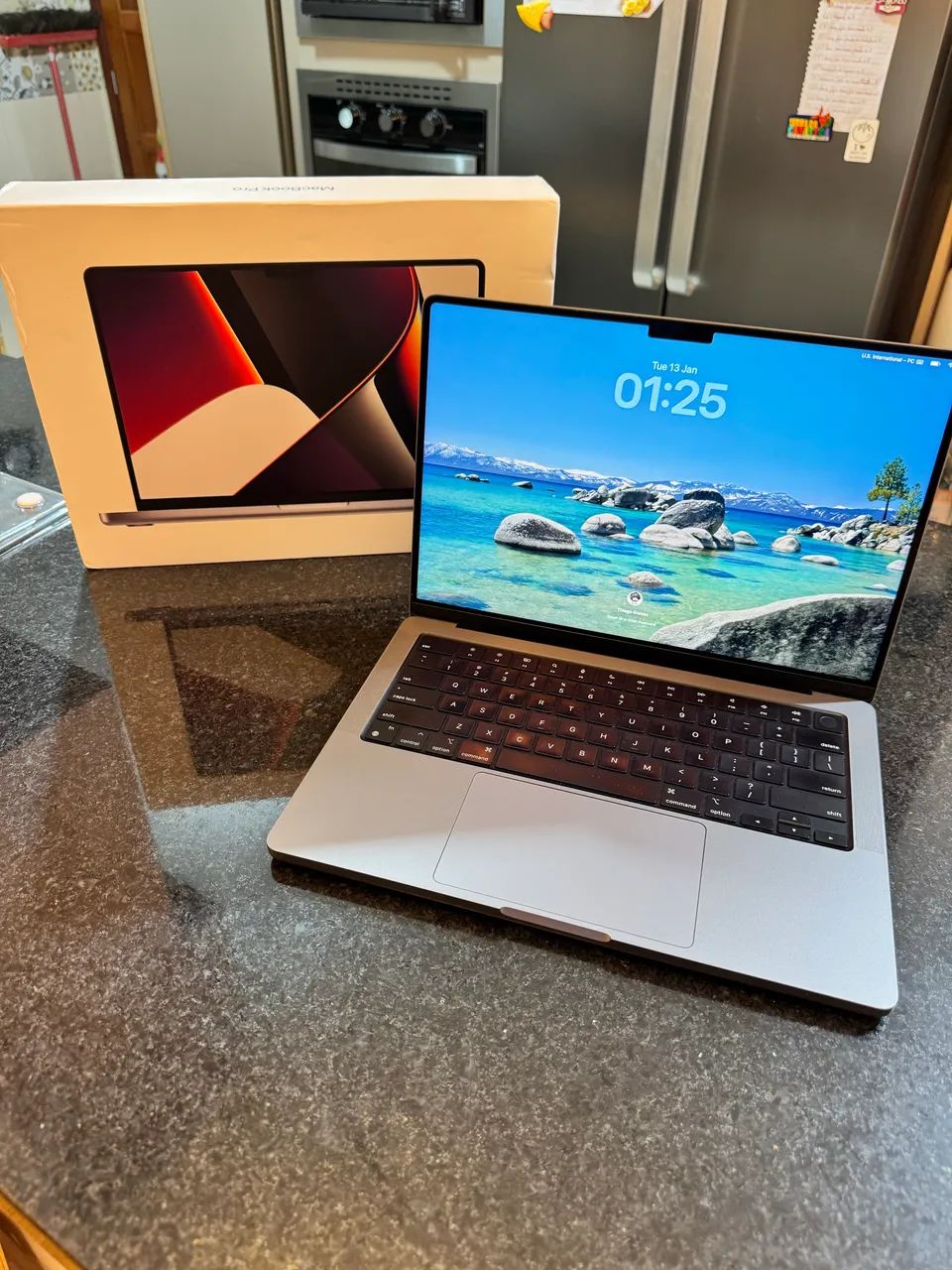 MacBook Pro M1 16gb 512 14"