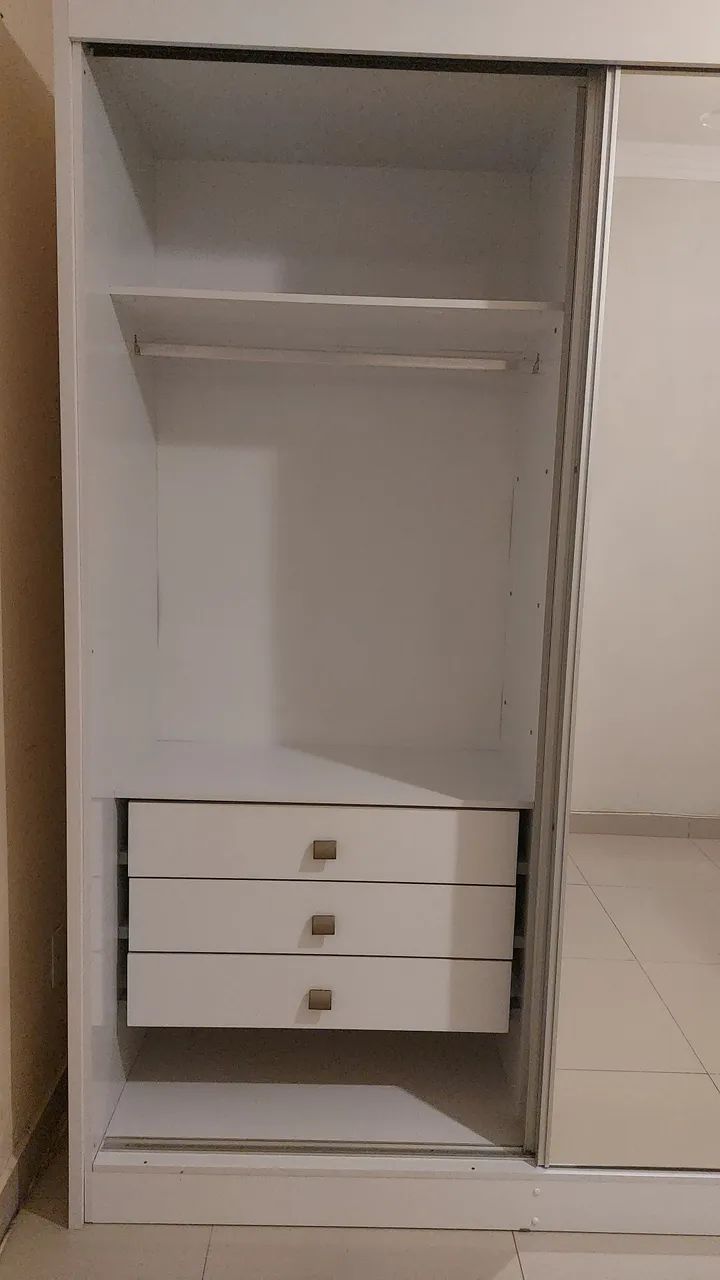 Guarda roupa com espelho casal 3 portas - Foto 2