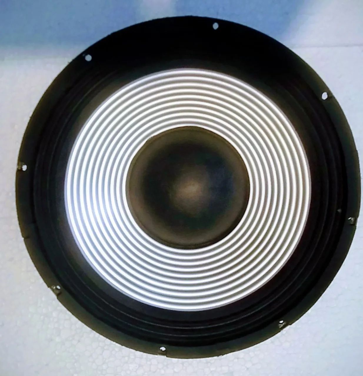 Alto Falante Hartke Bass 10 polegadas 
