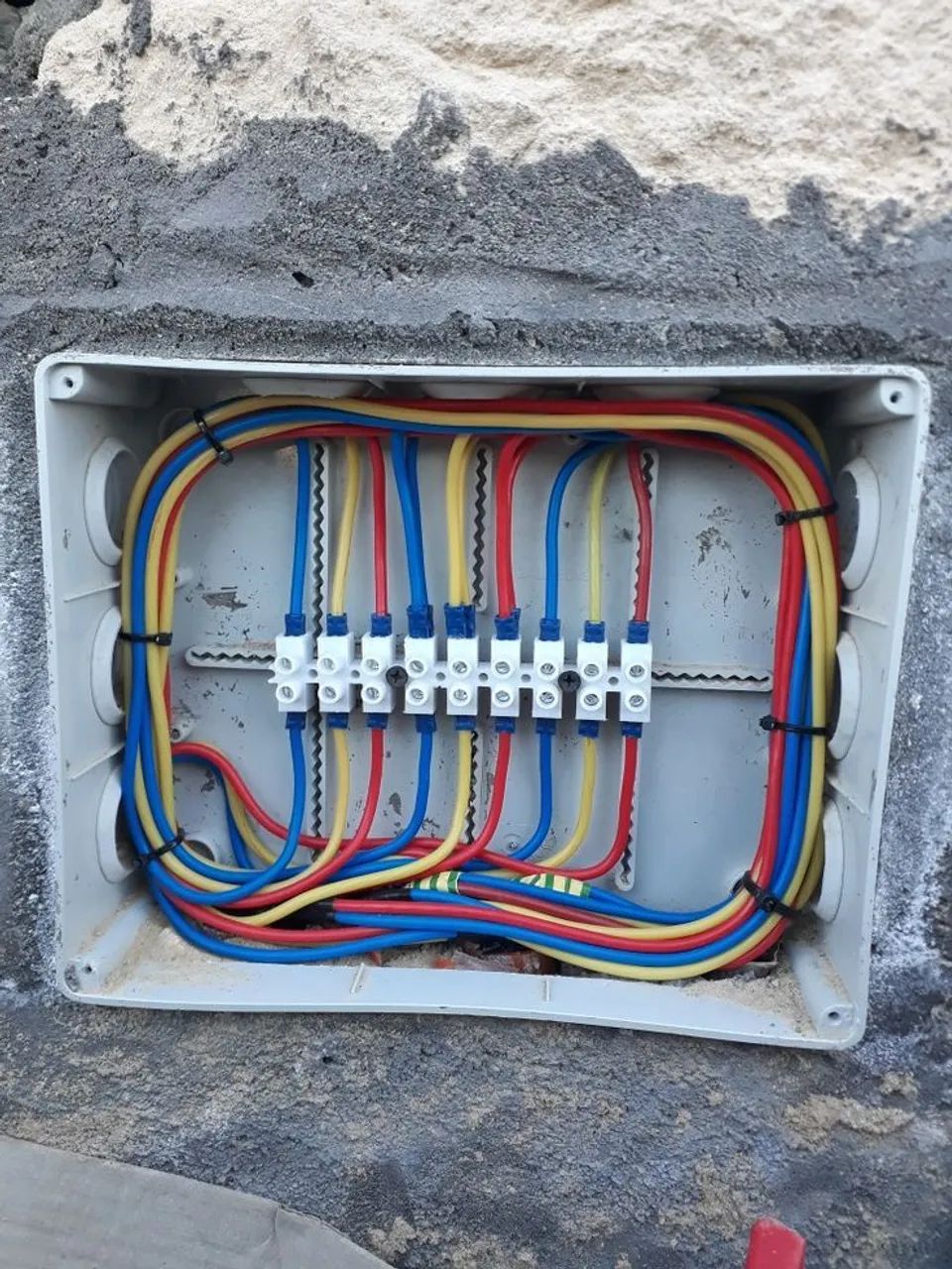 Eletricista técnico - Foto 4