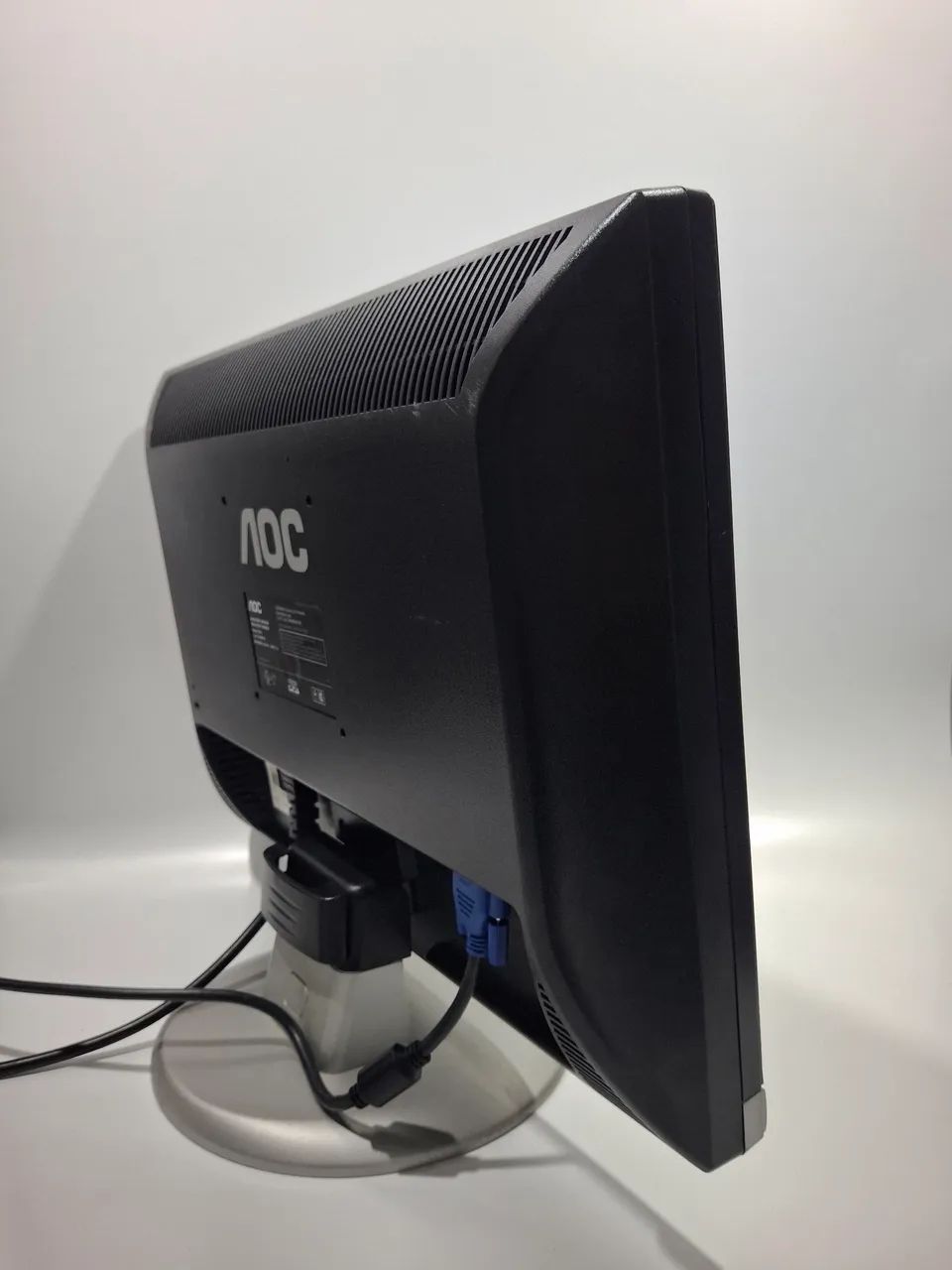 MONITOR AOC 19 - VGA/HDMI - OTIMO ESTADO - Foto 5