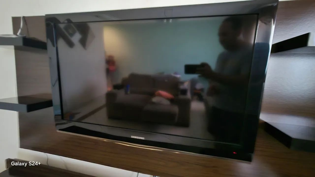 Tv SAMSUNG 40 LCD - NAO É SMART - Foto 4