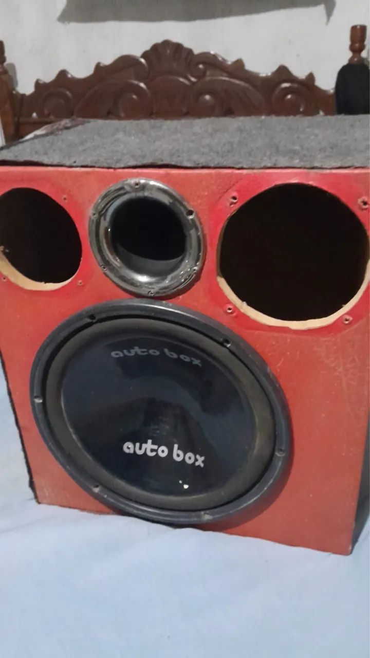 Caixa trio com auto Falante 