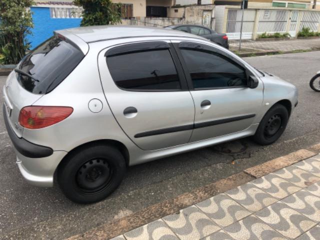 Vendo Carro Peugeot 206 1.4 - 4 Portas
