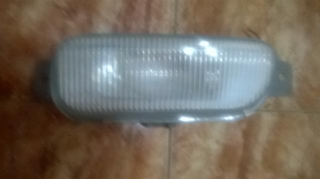 Vendo farol de milha de escort glx 96 - Foto 4