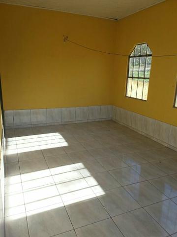 Casa bem localizada - Foto 4